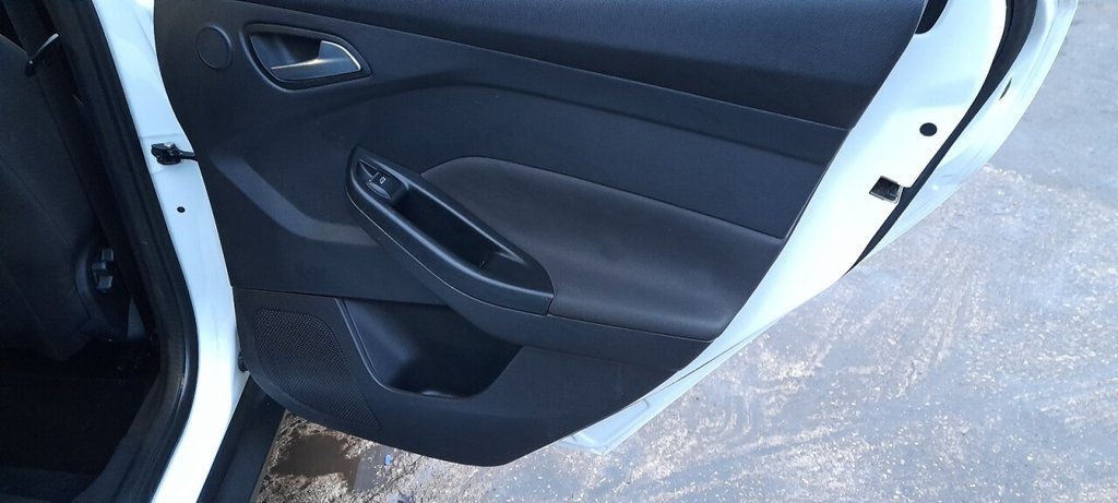 Used Ford Focus 2012 for sale - 77302245: Photo 27