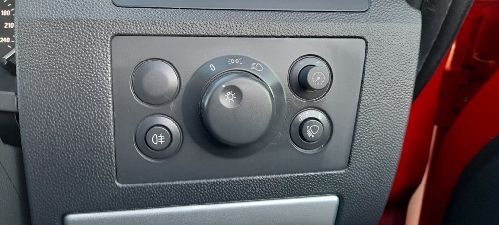 Used Vauxhall Zafira 2014 for sale - 76923634: Photo 20