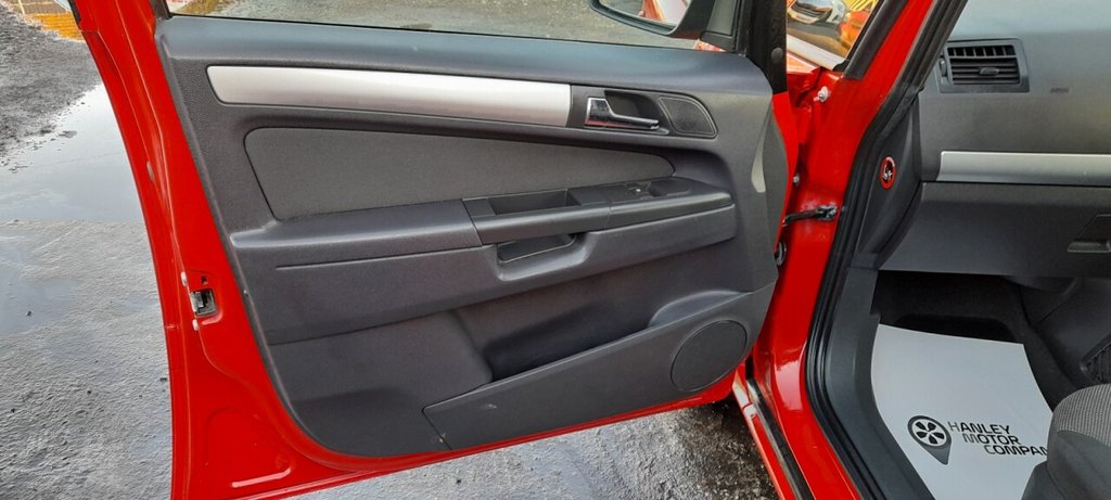 Used Vauxhall Zafira 2014 for sale - 76923634: Photo 31