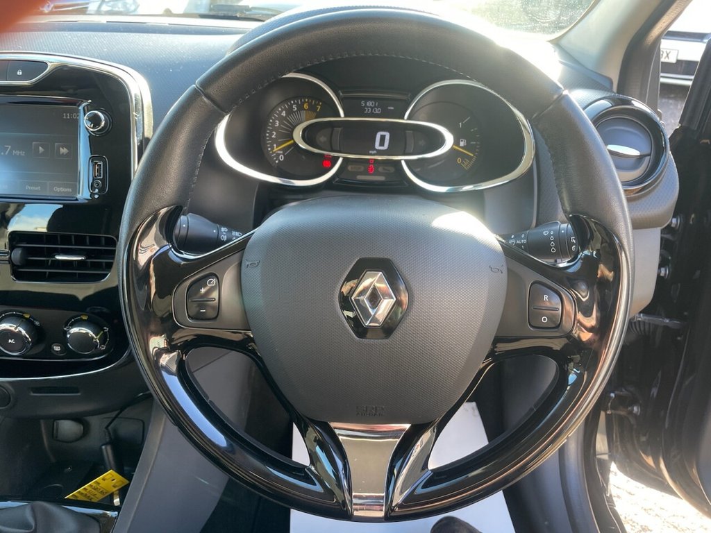 Used Renault Clio 2013 for sale - 76386552: Photo 17