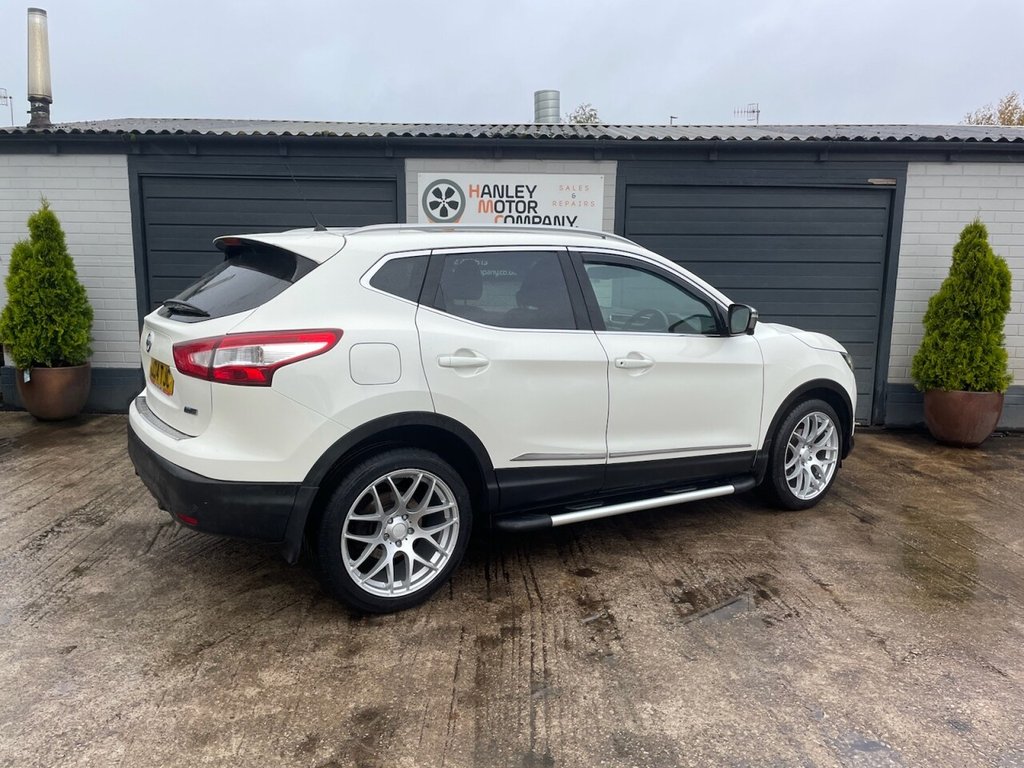 Used Nissan Qashqai 2014 for sale - 76323725: Photo 3