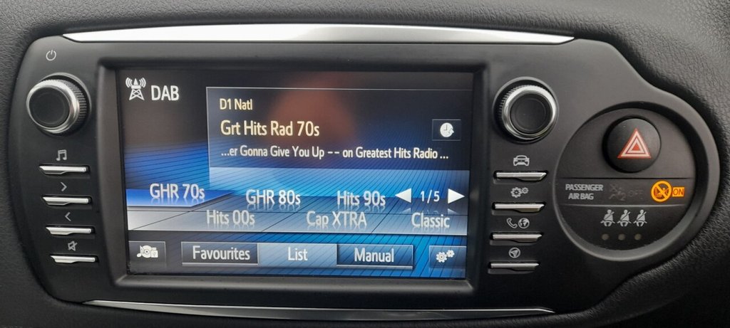 Used Toyota Yaris 2017 for sale - 77437112: Photo 18