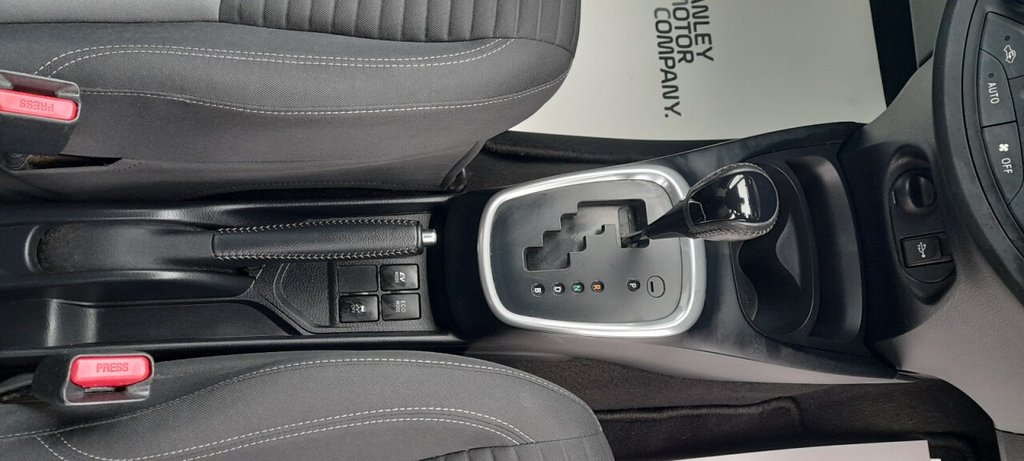 Used Toyota Yaris 2017 for sale - 77437112: Photo 23