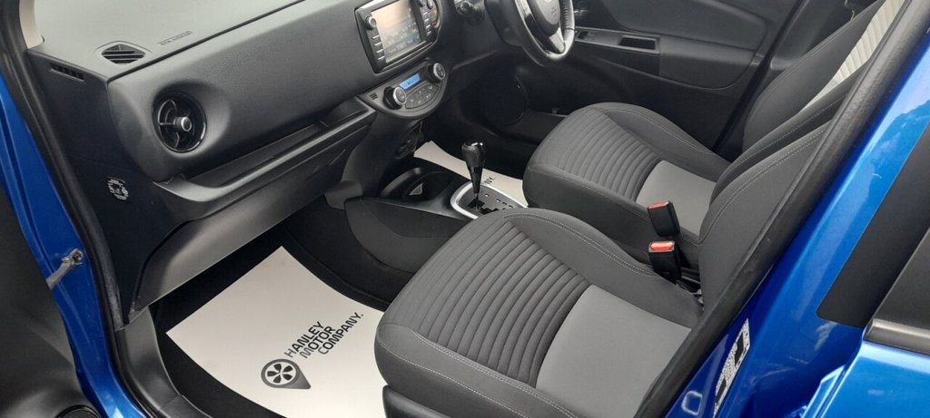 Used Toyota Yaris 2017 for sale - 77437112: Photo 29