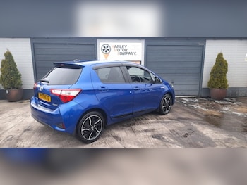 Used Toyota Yaris 2017 for sale - 77437112: Photo