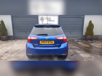 Used Toyota Yaris 2017 for sale - 77437112: Photo