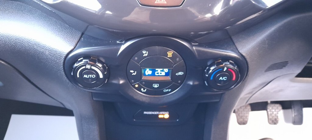 Used Ford Ecosport 2015 for sale - 77172151: Photo 11