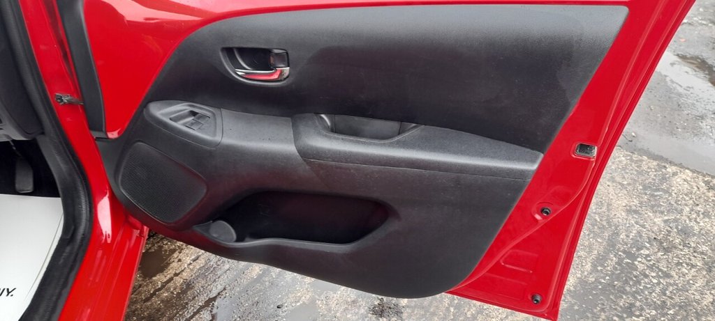 Used Toyota AYGO 2018 for sale - 77483421: Photo 20