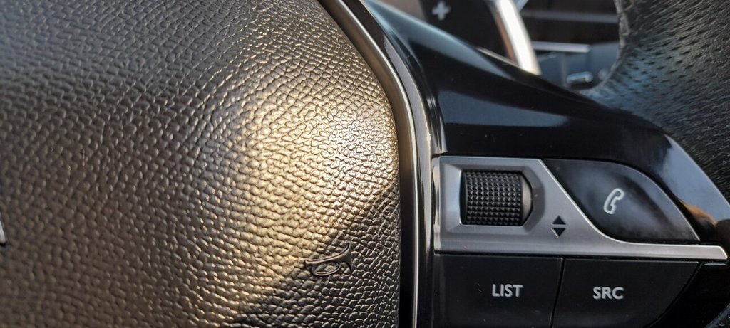 Used Peugeot 3008 2018 for sale - 77007522: Photo 25