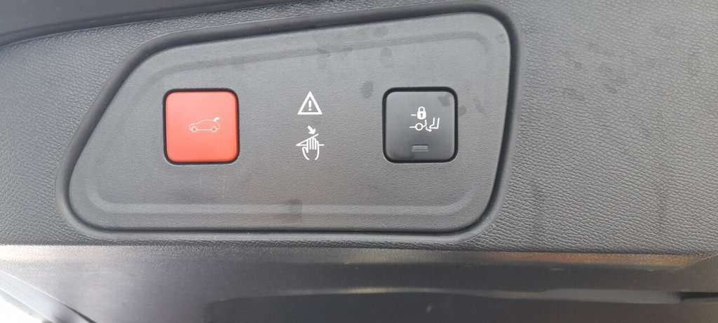 Used Peugeot 3008 2018 for sale - 77007522: Photo 39