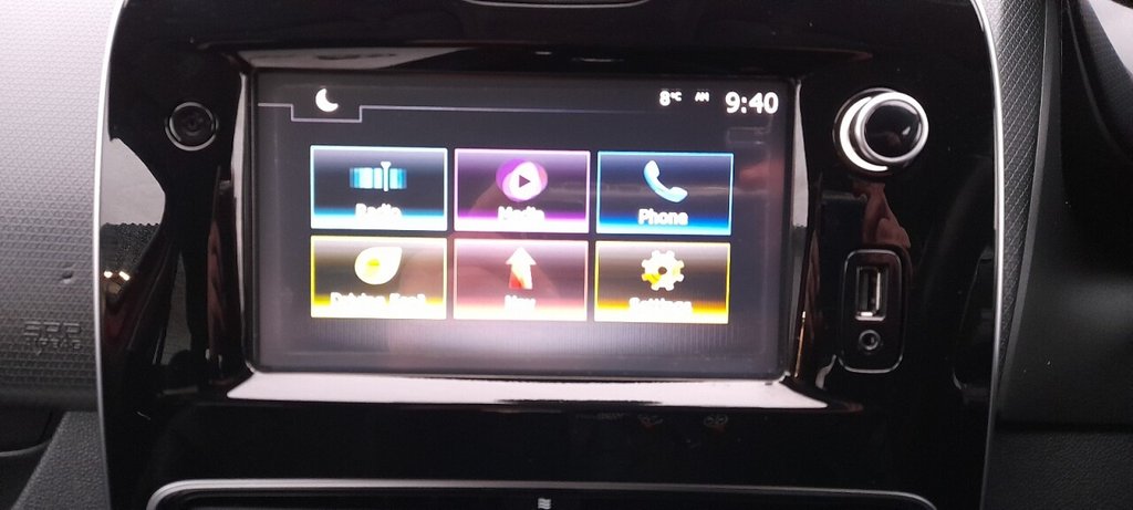 Used Renault Clio 2018 for sale - 76923635: Photo 16