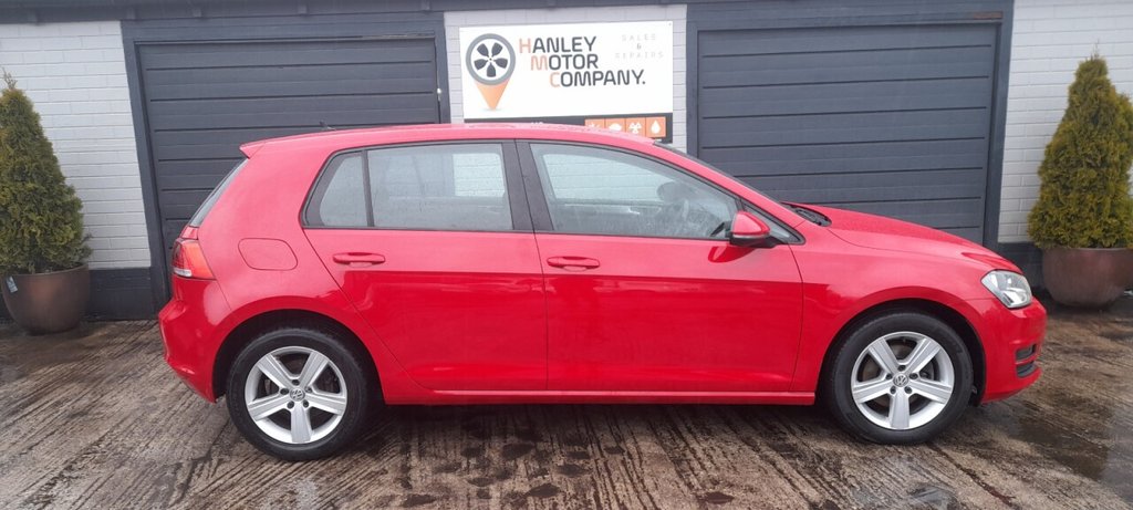 Used Volkswagen Golf 2016 for sale - 77483523: Photo 2