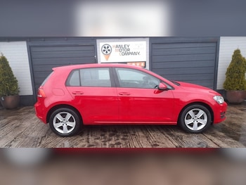 Used Volkswagen Golf 2016 for sale - 77483523: Photo