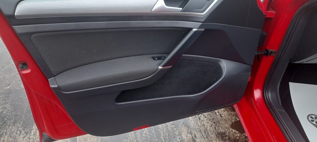 Used Volkswagen Golf 2016 for sale - 77483523: Photo 31