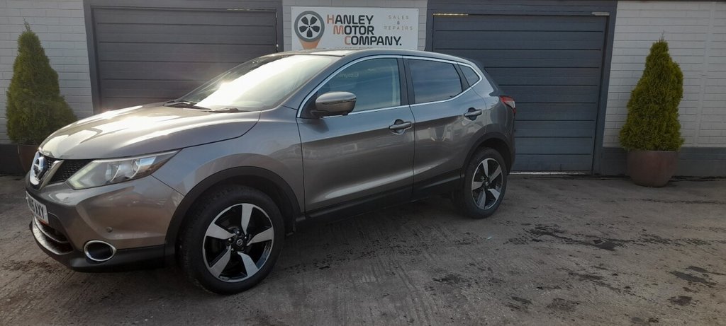 Used Nissan Qashqai 2015 for sale - 77967243: Photo 10