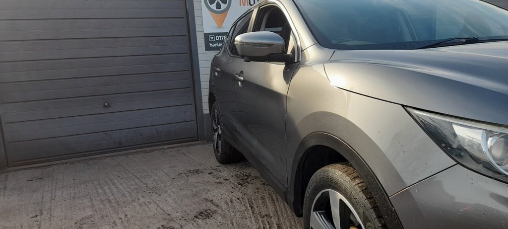 Used Nissan Qashqai 2015 for sale - 77967243: Photo 14