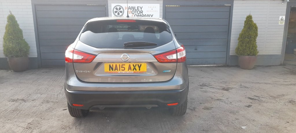 Used Nissan Qashqai 2015 for sale - 77967243: Photo 4