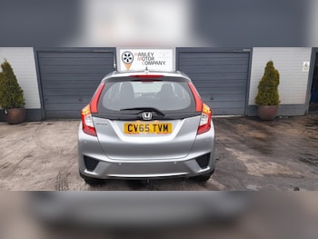 Used Honda Jazz 2015 for sale - 77437419: Photo