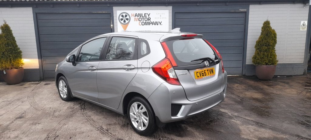 Used Honda Jazz 2015 for sale - 77437419: Photo 7