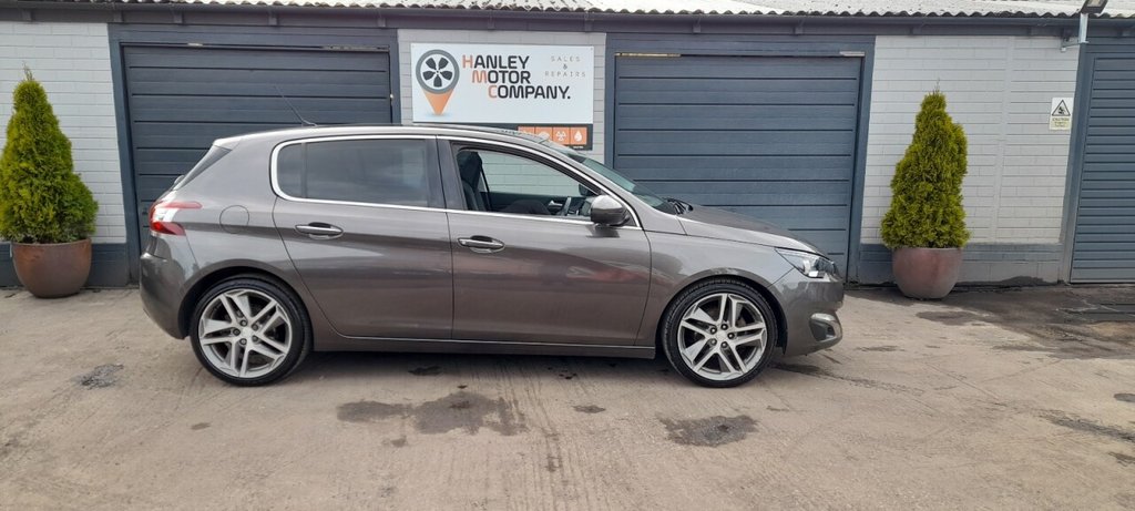 Used Peugeot 308 2014 for sale - 78110993: Photo 2