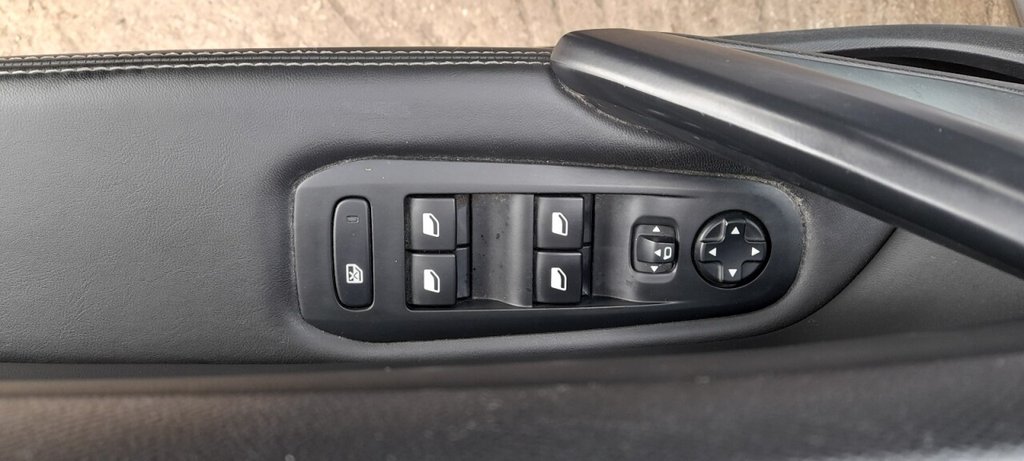 Used Peugeot 308 2014 for sale - 78110993: Photo 22