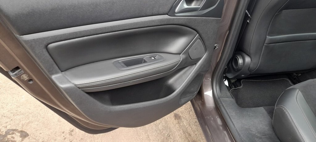 Used Peugeot 308 2014 for sale - 78110993: Photo 29