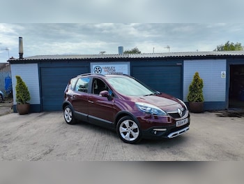 Used Renault Scenic Xmod 2014 for sale - 76520721: Photo