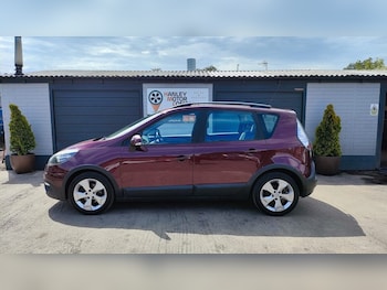 Used Renault Scenic Xmod 2014 for sale - 76520721: Photo