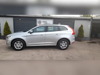 Used Volvo XC60 2017 for sale - 79643008: Photo