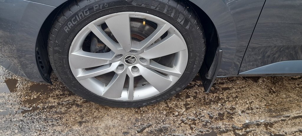 Used Skoda Superb 2016 for sale - 76509898: Photo 11