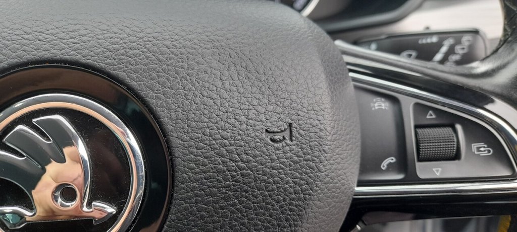 Used Skoda Superb 2016 for sale - 76509898: Photo 23