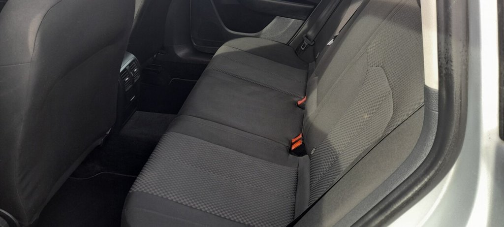 Used Volkswagen Passat 2013 for sale - 77609067: Photo 17