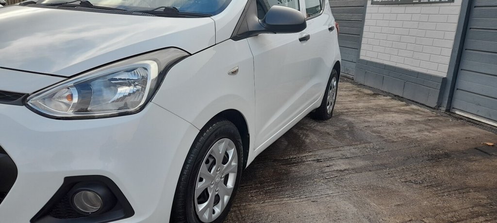 Used Hyundai i10 2015 for sale - 76367657: Photo 12