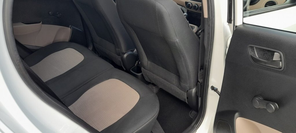 Used Hyundai i10 2015 for sale - 76367657: Photo 20