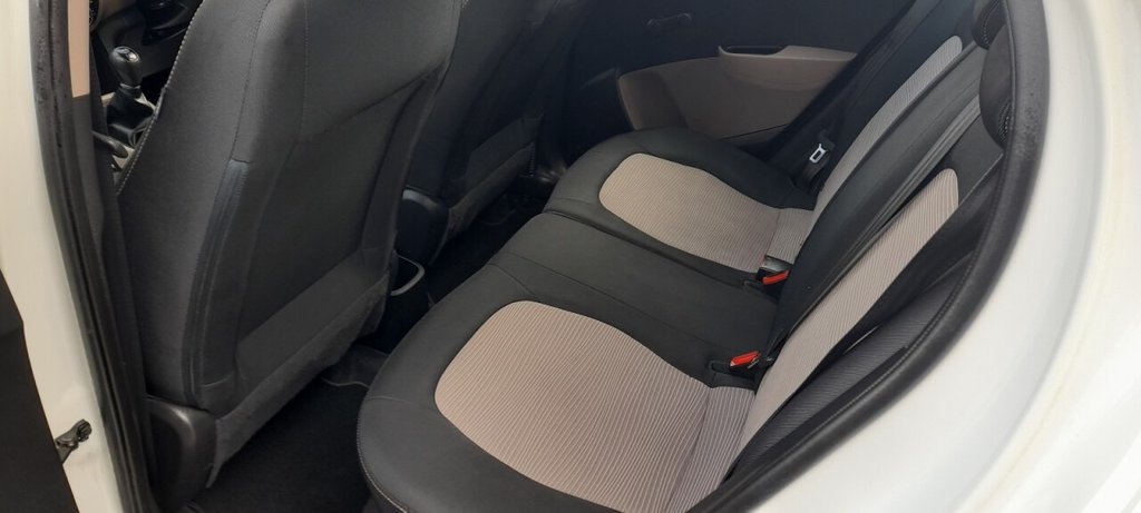 Used Hyundai i10 2015 for sale - 76367657: Photo 22