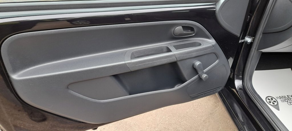 Used Volkswagen up! 2012 for sale - 78181383: Photo 19