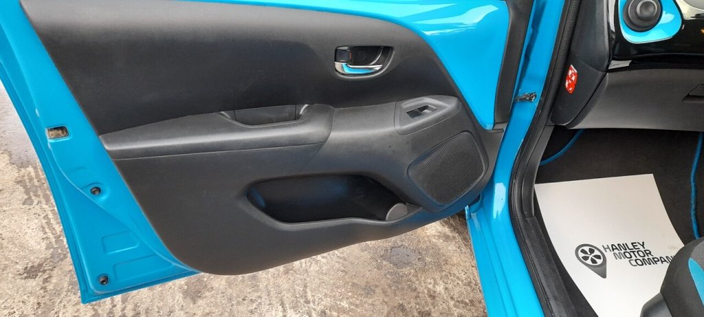 Used Toyota AYGO 2016 for sale - 76910382: Photo 28