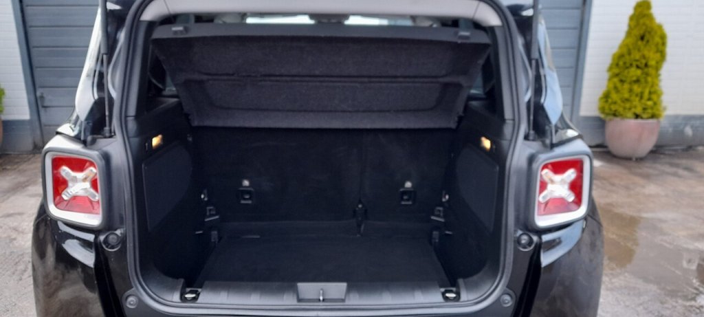 Used Jeep Renegade 2015 for sale - 77880053: Photo 10