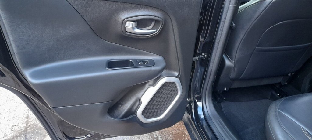 Used Jeep Renegade 2015 for sale - 77880053: Photo 32