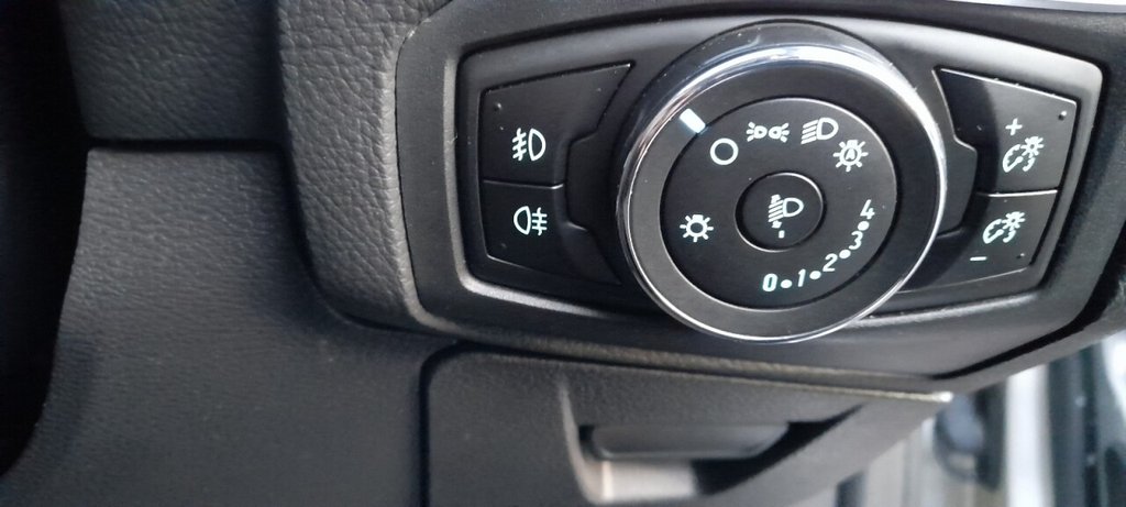 Used Ford Focus 2014 for sale - 76923636: Photo 18