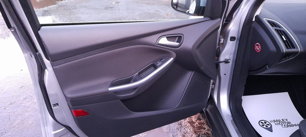 Used Ford Focus 2014 for sale - 76923636: Photo 26