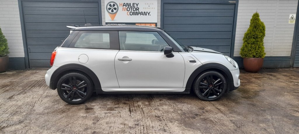 Used MINI Hatch 2019 for sale - 76655073: Photo 2