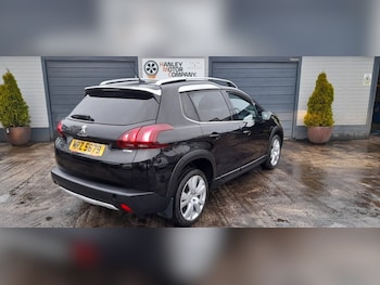 Used Peugeot 2008 2017 for sale - 77507677: Photo