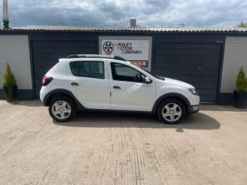Used Dacia Sandero Stepway 2015 for sale - 74561981: Photo