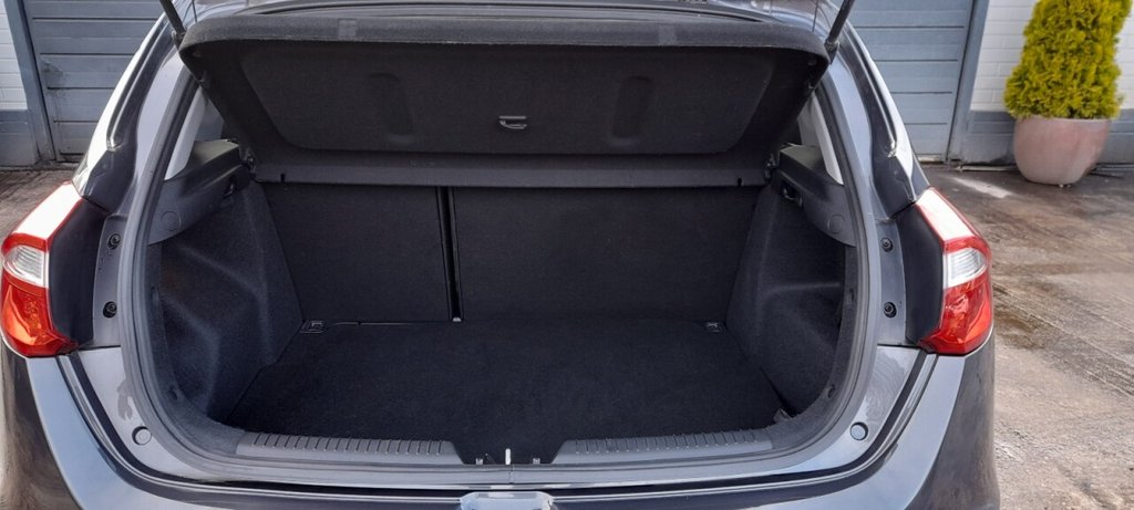 Used Kia Ceed 2017 for sale - 77880044: Photo 4