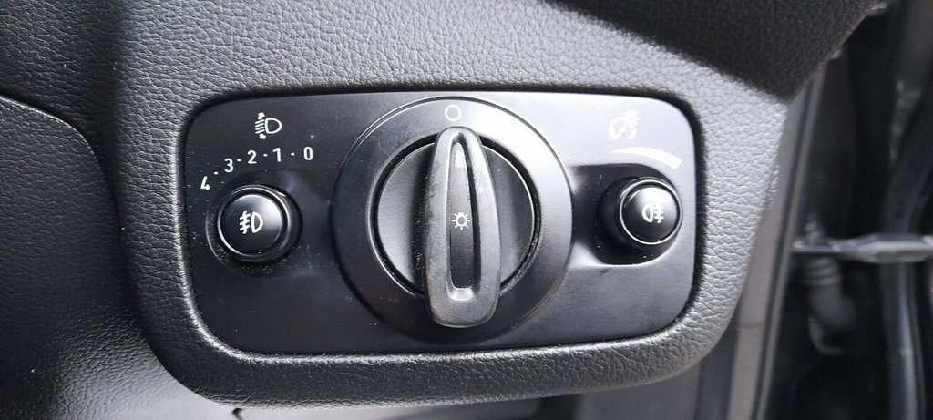 Used Ford C-Max 2016 for sale - 76841349: Photo 19