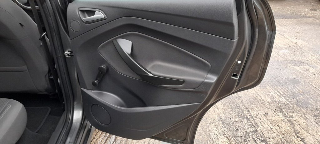 Used Ford C-Max 2016 for sale - 76841349: Photo 22