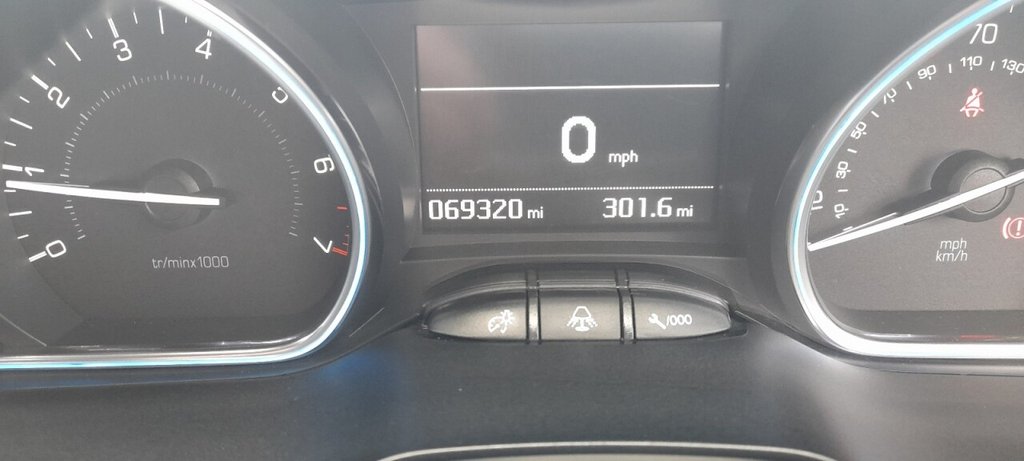 Used Peugeot 2008 2018 for sale - 76368248: Photo 10