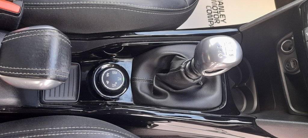 Used Peugeot 2008 2018 for sale - 76368248: Photo 14