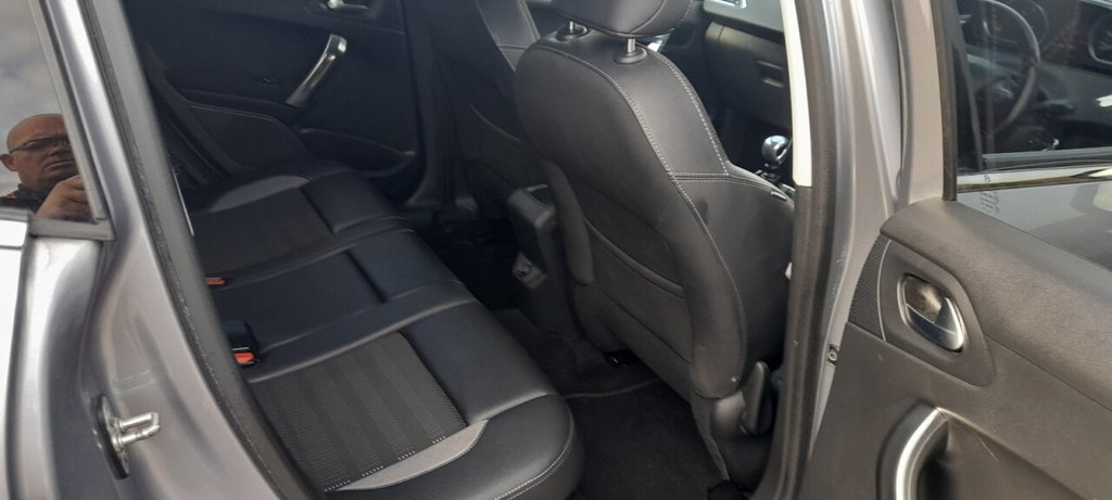 Used Peugeot 2008 2018 for sale - 76368248: Photo 15